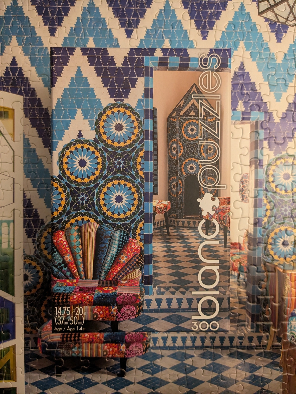 Blanc 300 Piece Puzzle